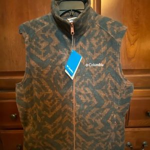 Men’s Columbia vest size small